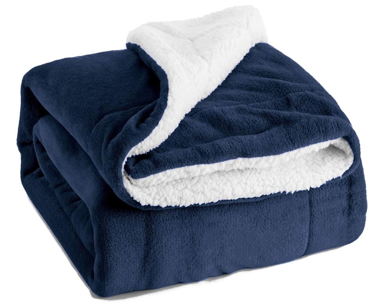 Bedsure Sherpa Blanket
