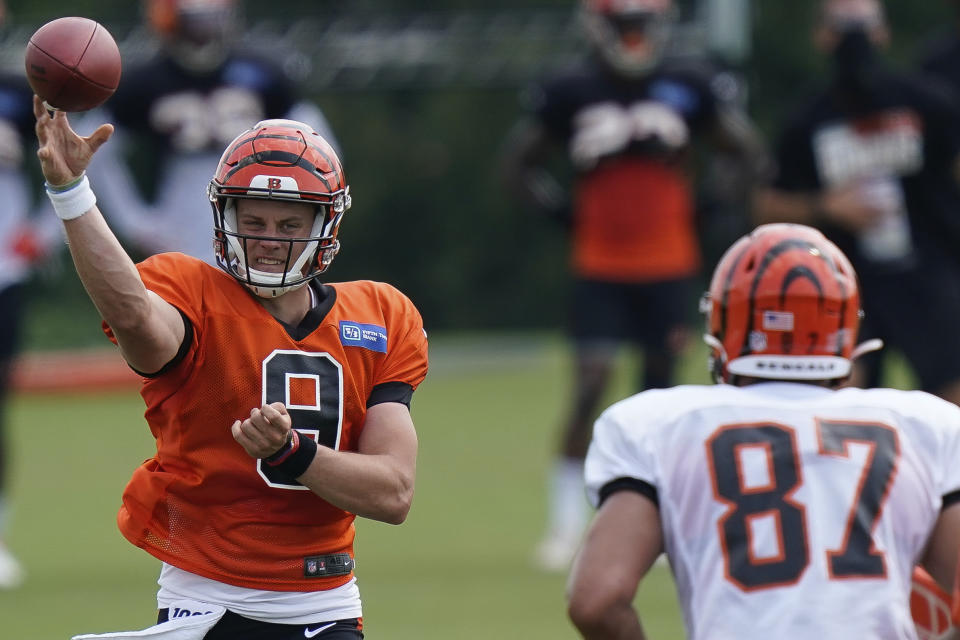 Joe Burrow throws a pass during training camp.