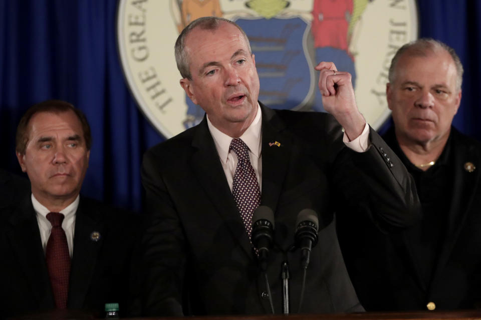 <span class="s1">Gov. Phil Murphy, center, with Assembly Speaker Craig Coughlin, left, and Senate President Stephen Sweeney in June, announcing a budget deal. (Photo: Julio Cortez/AP)</span>