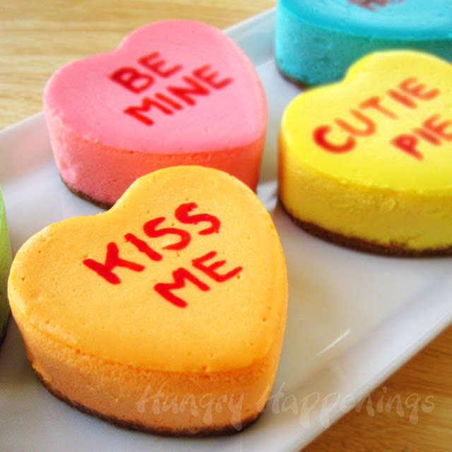 <p>Well these are rather sweet, aren’t they?<i> [Photo: <a href="http://hungryhappenings.com/2012/02/sweet-valentines-day-dessert.html/" rel="nofollow noopener" target="_blank" data-ylk="slk:Hungry Happenings;elm:context_link;itc:0;sec:content-canvas" class="link ">Hungry Happenings</a>]</i></p>