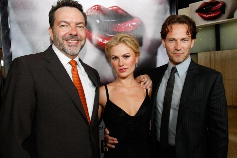 Producer Alan Ball, actress Anna Paquin and actor Stephen Moyer arrive at the Los Angeles Premiere of HBO's Series True Blood at the Cinerama Dome on 4 September, 2008 in Hollywood, California. (Photo by Michael Buckner/Getty Images)