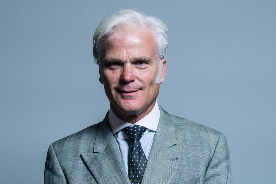 Tory MP Desmond Swayne reportedly told anti-vaccine campaigners to fight on (UK Parliament )