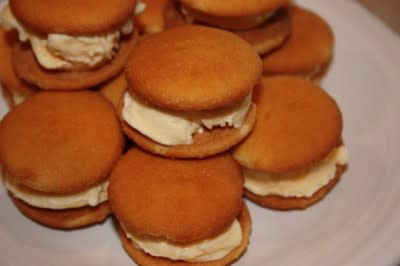 Vanilla wafer ice cream sandwiches