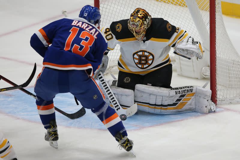 NHL: Boston Bruins at New York Islanders