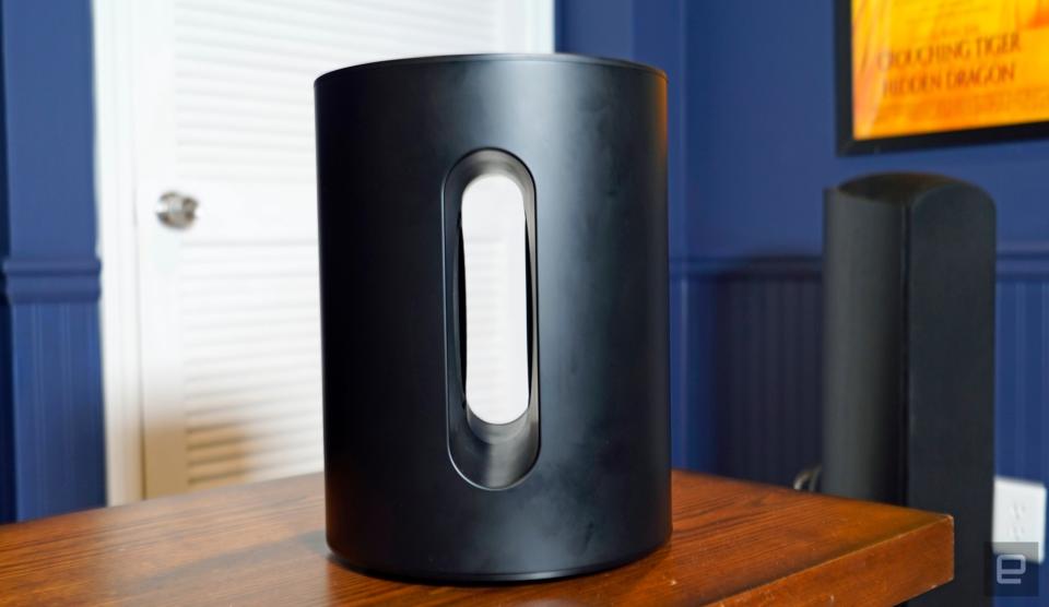 <p>Sonos Sub Mini through the airway</p>
