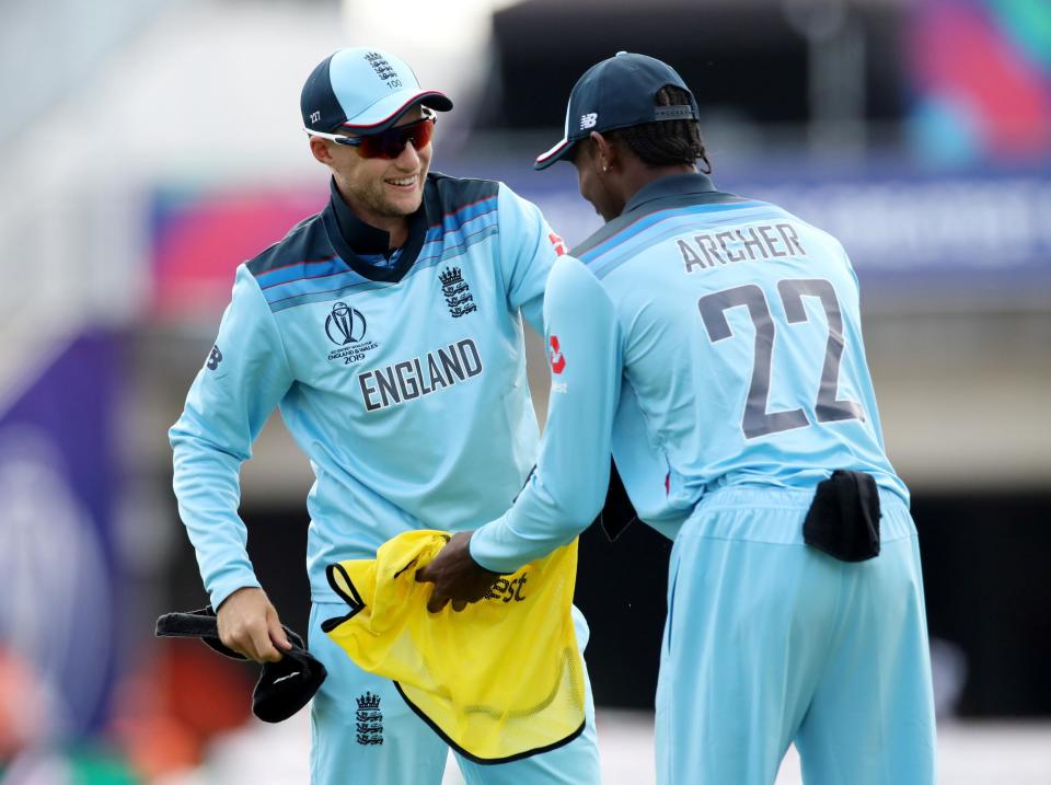 England's Cricket World Cup warm-up against Australia got off to a concerning start, with pacemen Mark Wood and Jofra Archer suffering injury scares and assistant coach Paul Collingwood forced into action as an emergency fielder.Wood, fresh from taking the opening wicket of Aaron Finch, pulled up midway through his fourth over and headed for the Ageas Bowl pavilion after experiencing discomfort in his run-up.England sent the rested Archer on in his place but the seamer lasted only a few balls before he appeared to injure himself in the deep, possibly taking a knock to the ankle.He departed too, leaving Joe Root to enter the field of play, the Test captain having also been rested following the death of his grandfather.With captain Eoin Morgan already sitting out due to a small fracture in his left index finger suffered in practice on Friday and Adil Rashid managing a shoulder issue, the last thing England needed was more fitness headaches.Their woes took a faintly comic turn in the 10th over of the day when Collingwood, who turns 43 on Sunday and retired from competitive cricket at the end of last season, appeared as a replacement fielder wearing Wood's shirt.