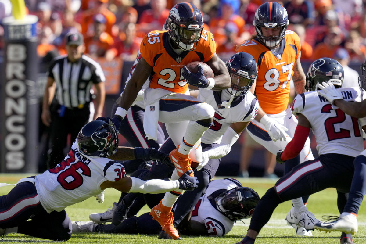 Russell Wilson leads sloppy Broncos past Texans 16-9