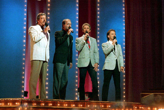 Harold Reid, Statler Brothers bass singer, dies at 80