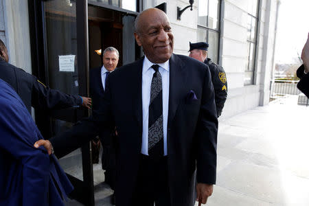 Actor and comedian Bill Cosby leaves after a pre-trial hearing at the Montgomery County Courthouse in Norristown, Pennsylvania, U.S. March 6, 2018. REUTERS/Dominick Reuter