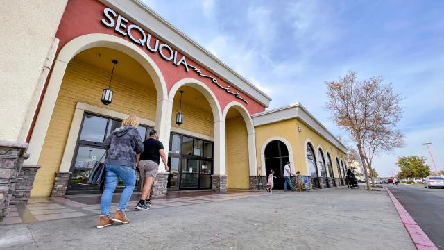 Nordstrom Rack opens in Visalia at revamped Sequoia Mall