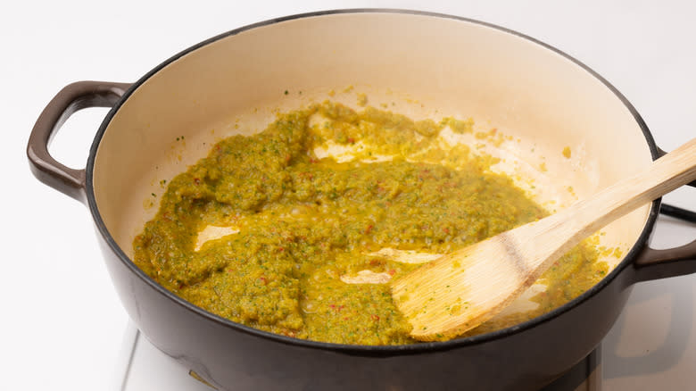 frying curry paste