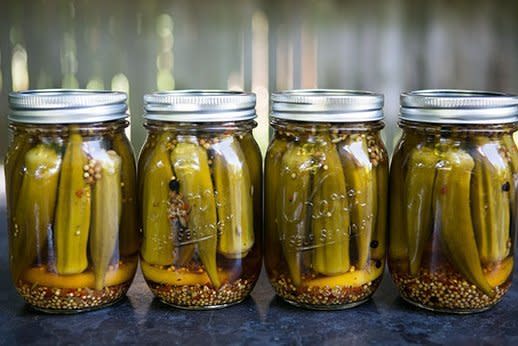 <strong>Get the <a href="http://www.simplyrecipes.com/recipes/pickled_okra/" target="_blank">Pickled Okra recipe</a>&nbsp;from Simply Recipes</strong>