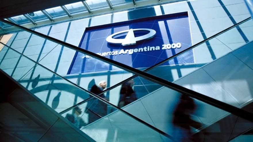 Aeropuertos Argentina 2000 beca mujeres líderes en aviación y turismo