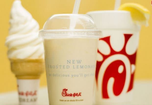 frosted lemonade with ice cream and lemonade