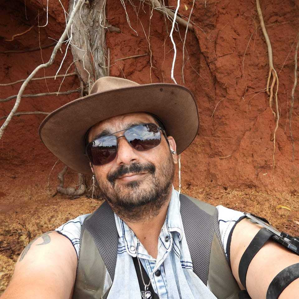 Craig pictured in a selfie at the northern territory area. 