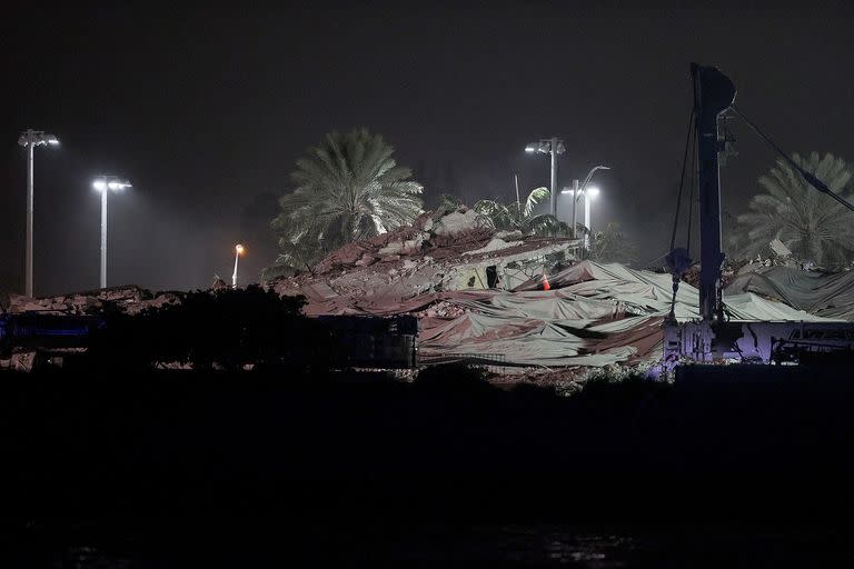 Derrumbe en Miami: demolieron lo que quedó en pie del edificio de Surfside tras la tragedia