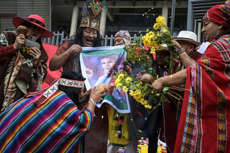 Peruvian shamans perform a ritual ahead of the 2026 FIFA World Cup South American qualifiers football match against Brazil (ERNESTO BENAVIDES)