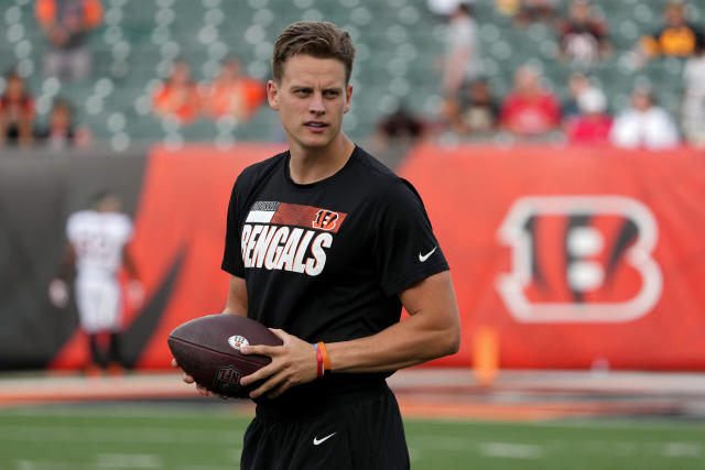 Joe Burrow appears in new ad alongside NFL legend