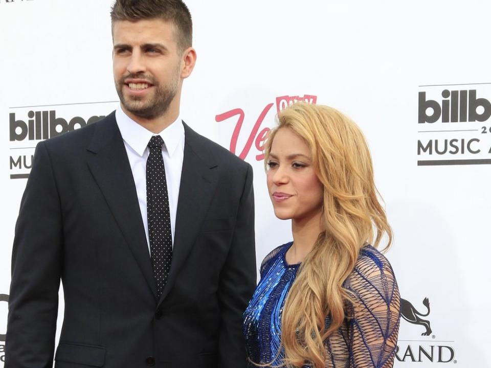 Gerard Piqué und Shakira waren zehn Jahre lang ein Paar, bis sie sich im Sommer 2022 trennten. (Bild: Kathy Hutchins/Shutterstock.com)