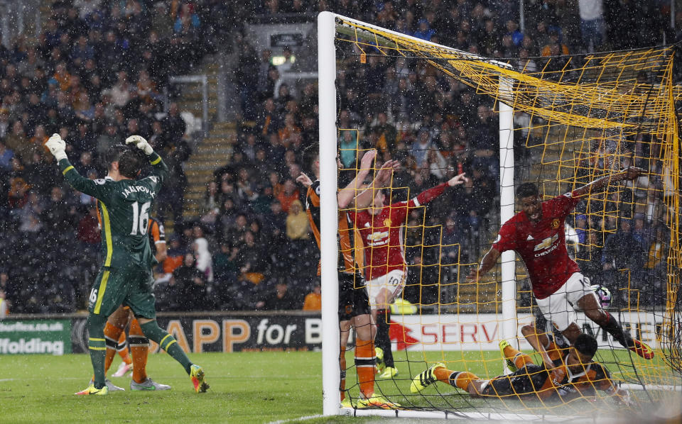 Football Soccer Britain- Hull City v Manchester United - Premier League - The Kingston Communications Stadium - 27/8/16 Manchester United's Marcus Rashford scores their first goal Action Images via Reuters / Lee Smith Livepic EDITORIAL USE ONLY. No use with unauthorized audio, video, data, fixture lists, club/league logos or "live" services. Online in-match use limited to 45 images, no video emulation. No use in betting, games or single club/league/player publications. Please contact your account representative for further details.