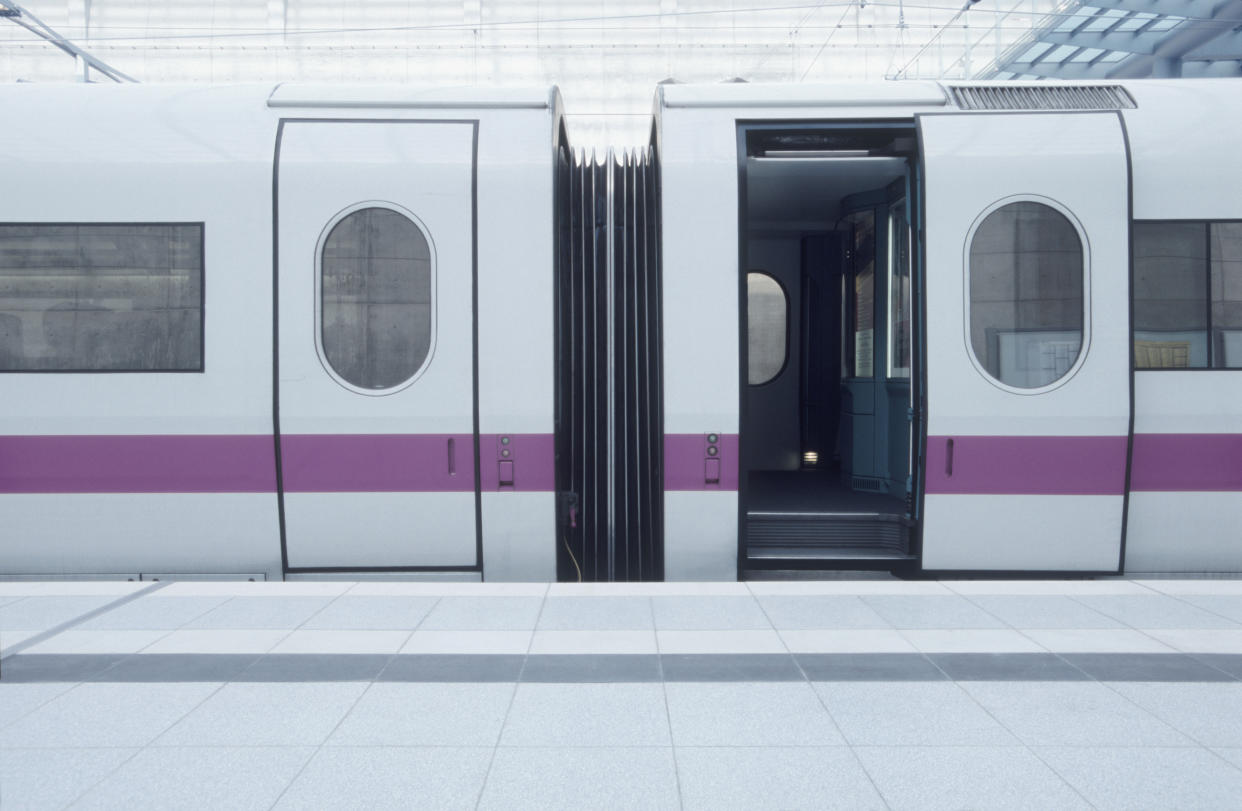 Ein Thurbo-Zug in die Schweiz wurde in Konstanz von einer Panne ausgebremst. Dann hörten die Passagiere eine seltsame Durchsage. (Symbolbild: Getty Images)