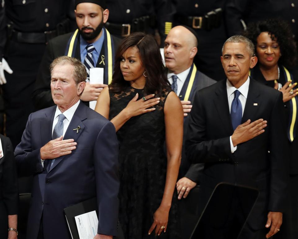 President Obama speaks at memorial for slain Dallas police