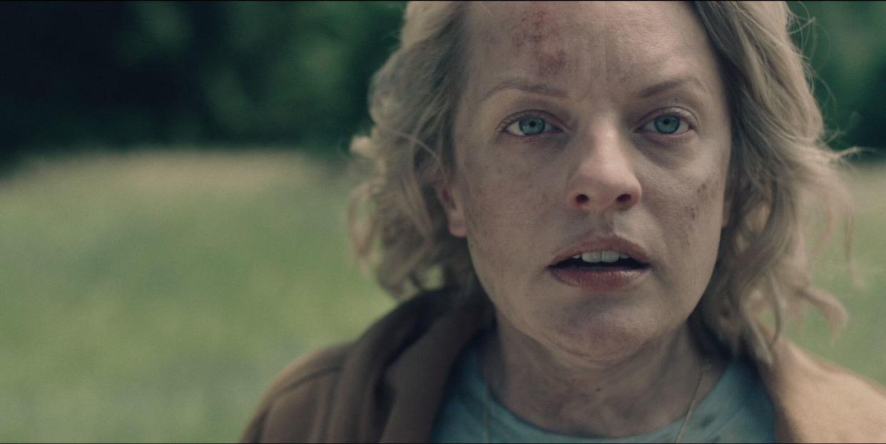 the handmaid’s tale    “no man’s land”   episode 507    june and serena find themselves in a desperate situation june elisabeth moss, shown photo by hulu