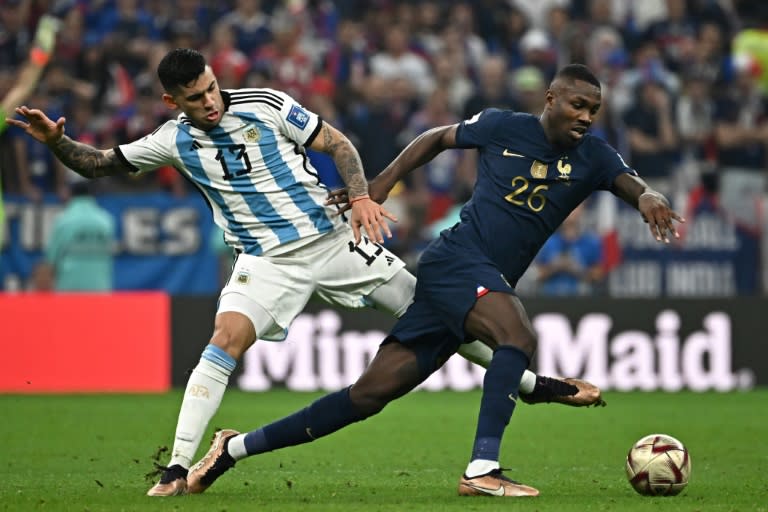 Marcus Thuram (D) impactó como suplente de Francia en la final del Mundial (Anne-Christine POUJOULAT)