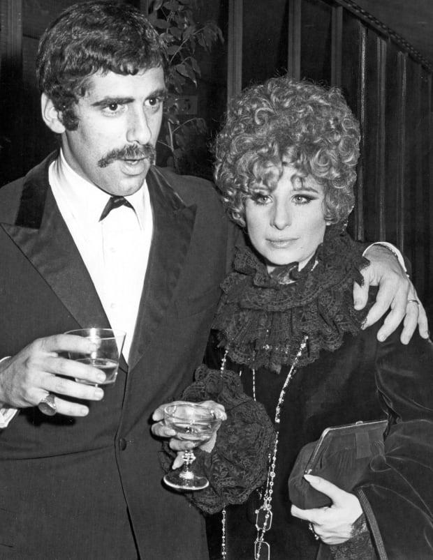 Barbra Streisand and Elliot Gould at "Broadway for Peace" on Jan. 21, 1968<p>Ron Galella/Ron Galella Collection via Getty Images</p>