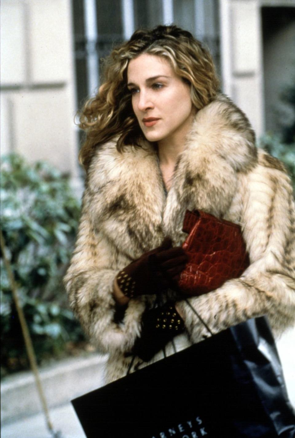 Carrie Bradshaw Fashion Moments That Are Fabulous No Matter What the Haters Say