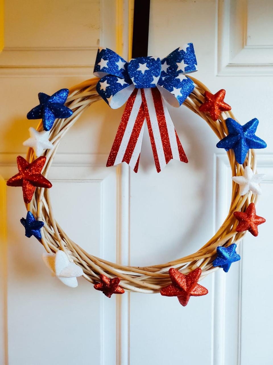 Glitter Stars Wreath