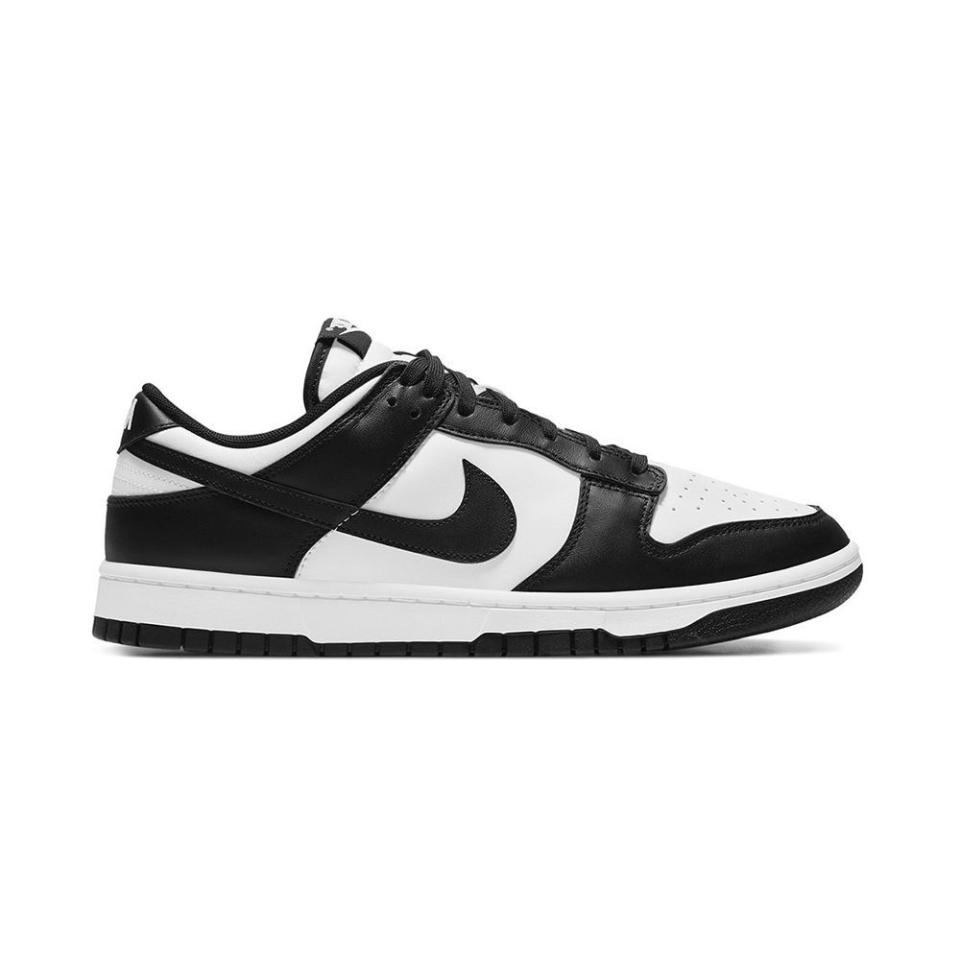 <p><a href="https://go.redirectingat.com?id=74968X1596630&url=https%3A%2F%2Fwww.farfetch.com%2Fshopping%2Fmen%2Fnike-dunk-low-retro-sneakers-item-16403569.aspx&sref=https%3A%2F%2Fwww.elle.com%2Ffashion%2Fshopping%2Fa44197826%2Fcute-summer-outfits%2F" rel="nofollow noopener" target="_blank" data-ylk="slk:Shop Now;elm:context_link;itc:0;sec:content-canvas" class="link ">Shop Now</a></p><p>Dunk Low Retro Sneakers</p><p>farfetch.com</p><p>$149.00</p>