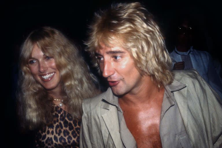 Rod y Alana Stewart a fines de los 70, a punto de ingresar a la famosa disco de Nueva York, Studio 54 (Adam Scull/Photolink/Shutterstock /)