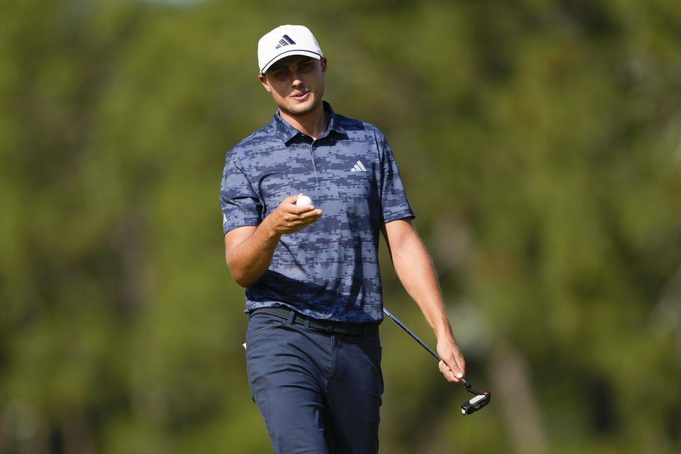 Ludvig Aberg, of Sweden, reacts after missing a putt on the 15th hole during the first round of the U.S. Open golf tournament Thursday, June 13, 2024, in Pinehurst, N.C. (AP Photo/Matt York)