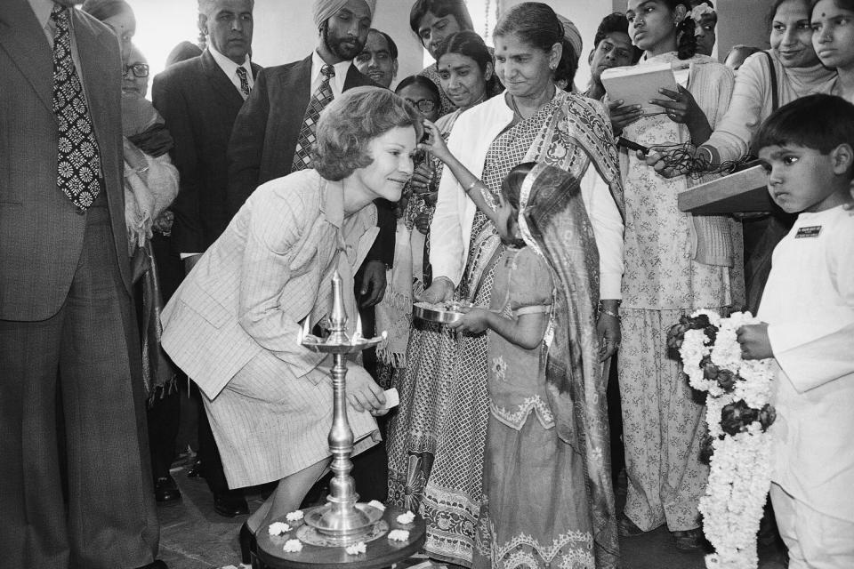 First Lady Rosalynn Carter greets children in India.