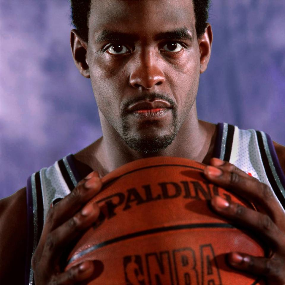 Sacramento Kings legend Chris Webber poses for a portrait before the 2002 NBA playoffs. The Hall of Fame player returns to Sacramento this week to promote his new book. José Luis Villegas/Sacramento Bee file