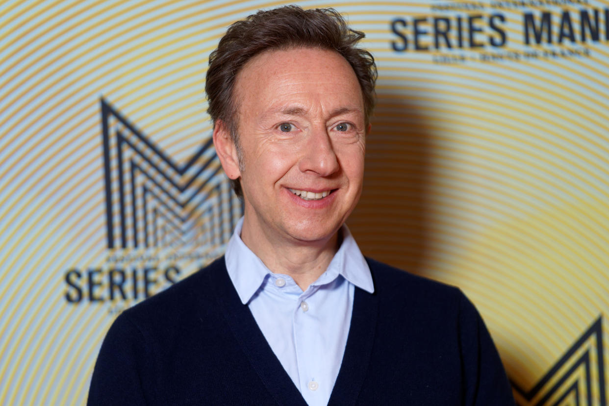 LILLE, FRANCE - MARCH 22: Stephane Bern attends the photocall before holding during the Series Mania Festival - Day 5 on March 22, 2022 in Lille, France. (Photo by Sylvain Lefevre/Getty Images)