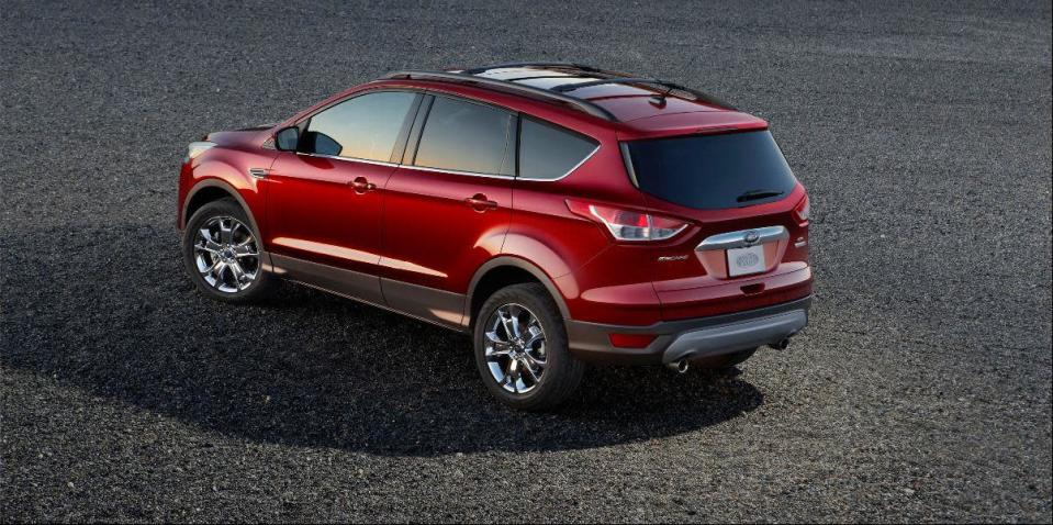 <p>Deal: Up to $2,000 cash back or up to $1,000 cash and 0.9 percent financing to 36 months on 2016 models of this compact crossover SUV; up to $2,750 cash or up to $1,250 cash and financing as low as 0.9 percent for 36 months on 2015 models.</p>