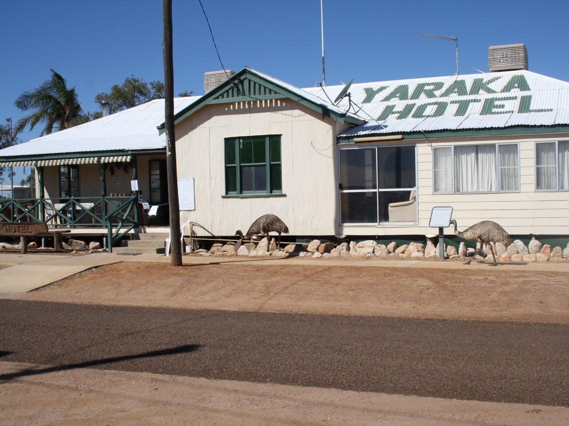 Yaraka Hotel with emus Kevin and Carol