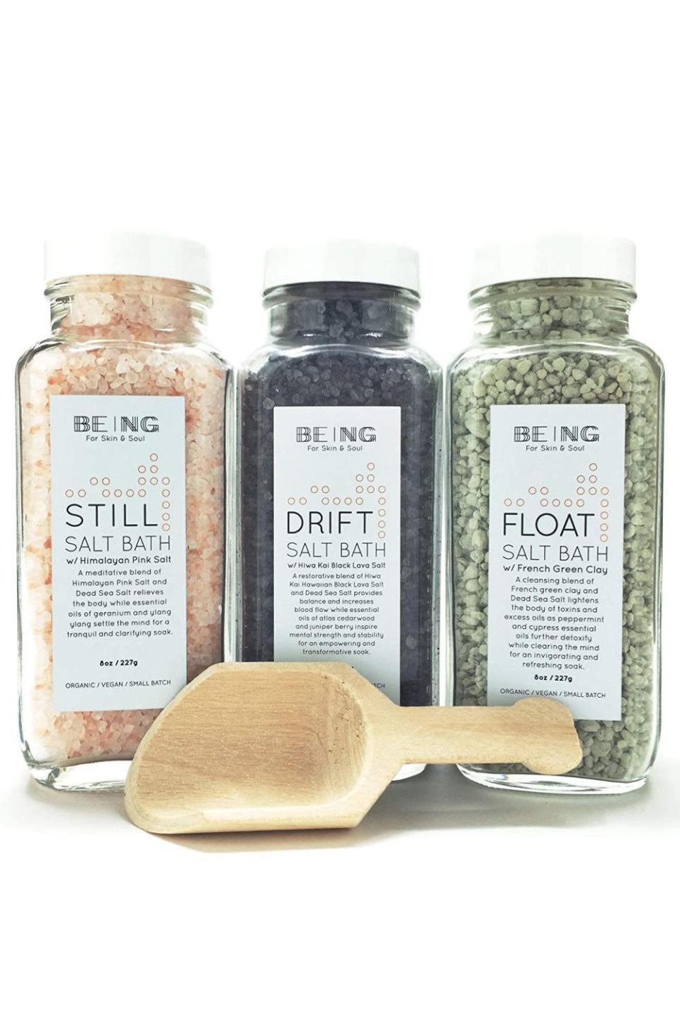 10) Live By Being Bath Salt Spa Gift Set Collection