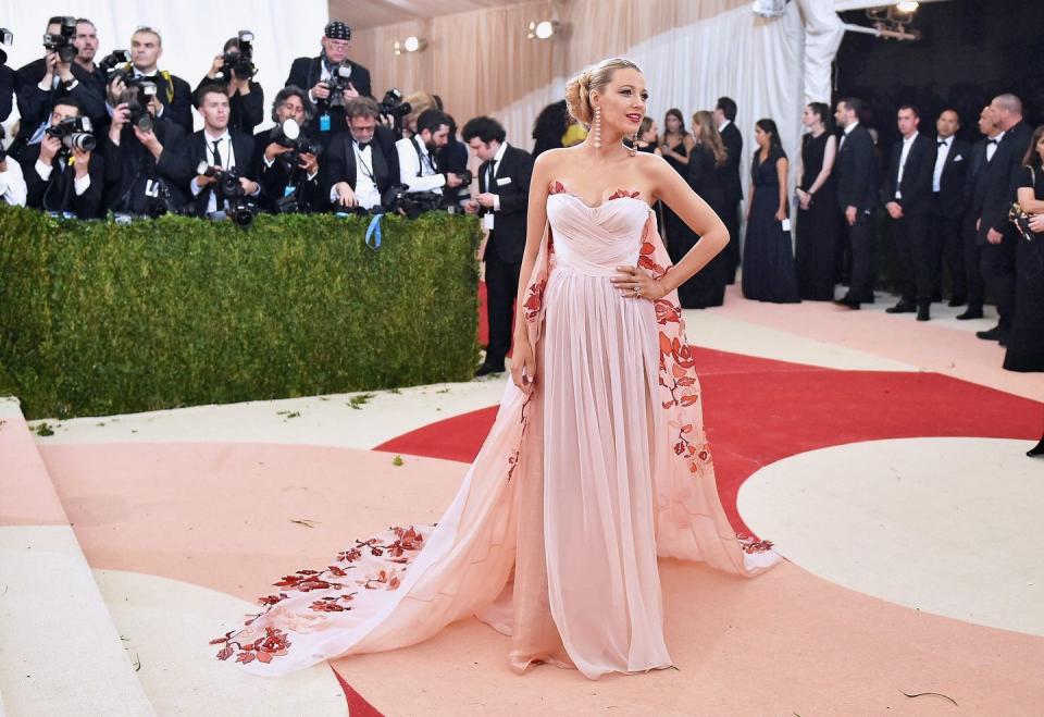 <span class="caption">Lively at the Met Gala in 2016 with her dress matching.</span><span class="photo-credit">Mike Coppola - Getty Images</span>