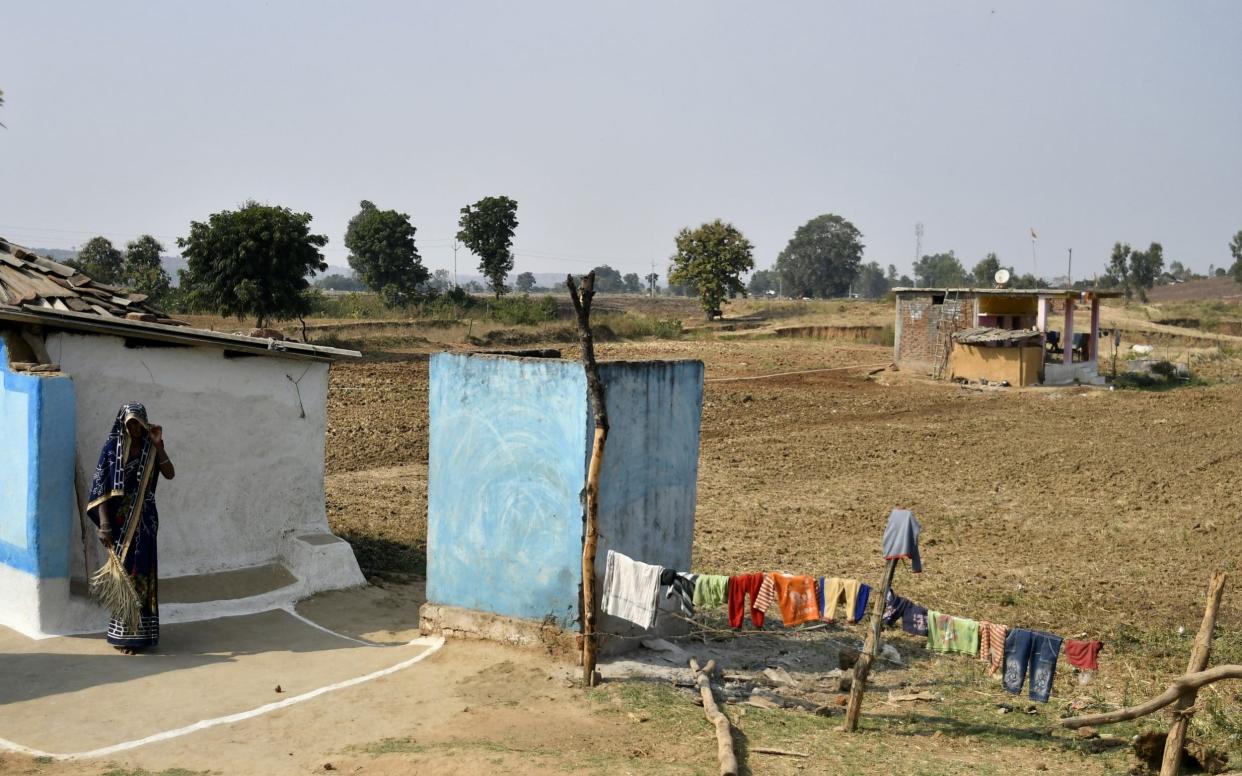 Toilets are a major issue in India - Bloomberg