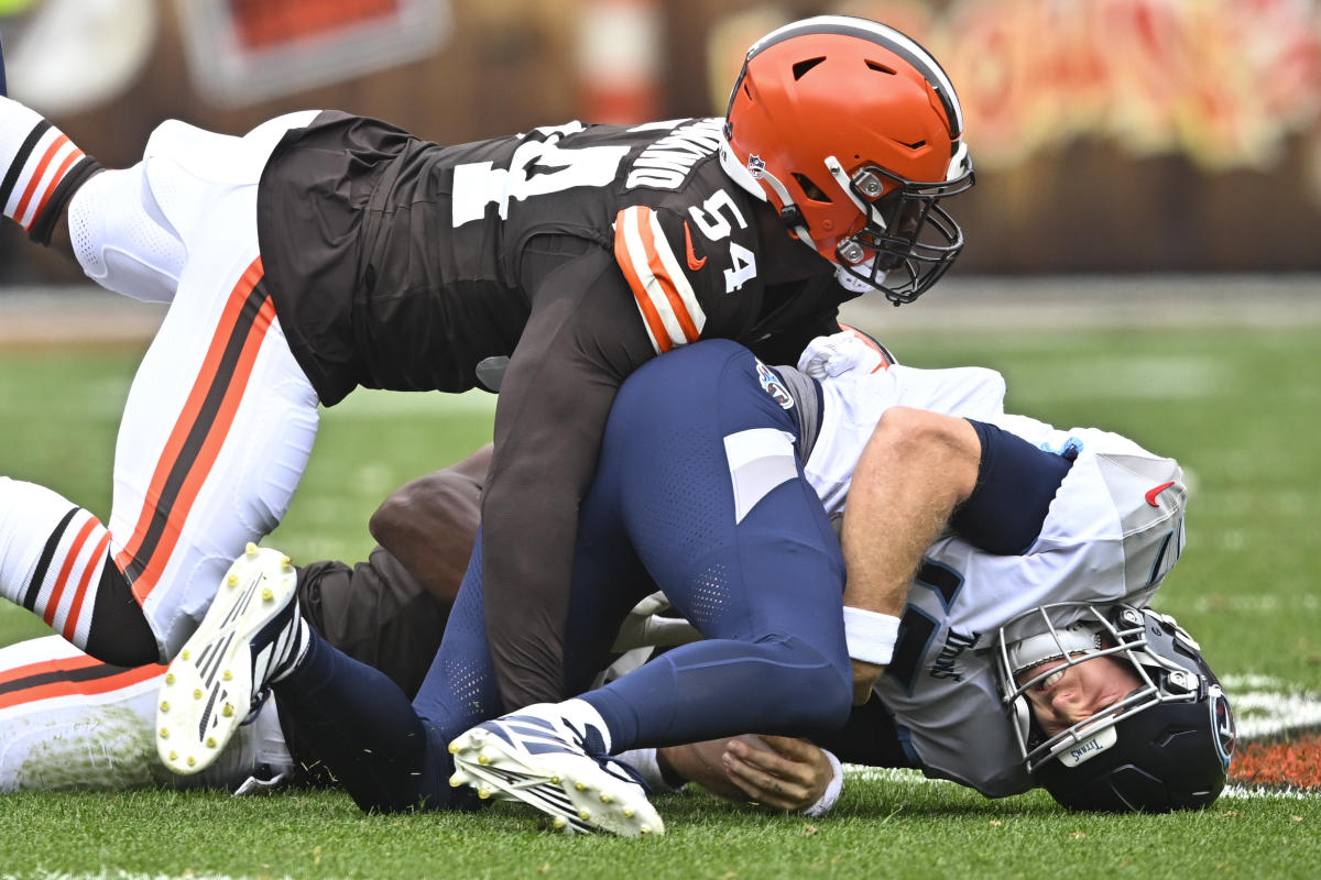 Browns' No. 1 defense faces toughest test in Ravens' Jackson