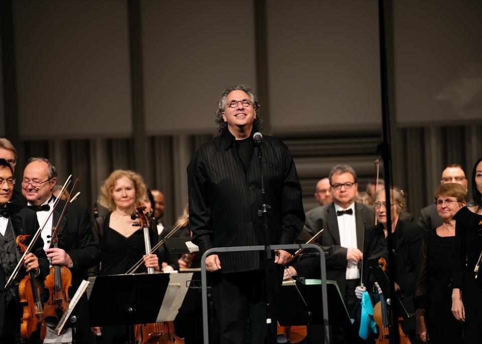 Music Director Raffaele Ponti led the Punta Gorda Symphony for 10 years, remaking it from an amateur group to a professional ensemble.