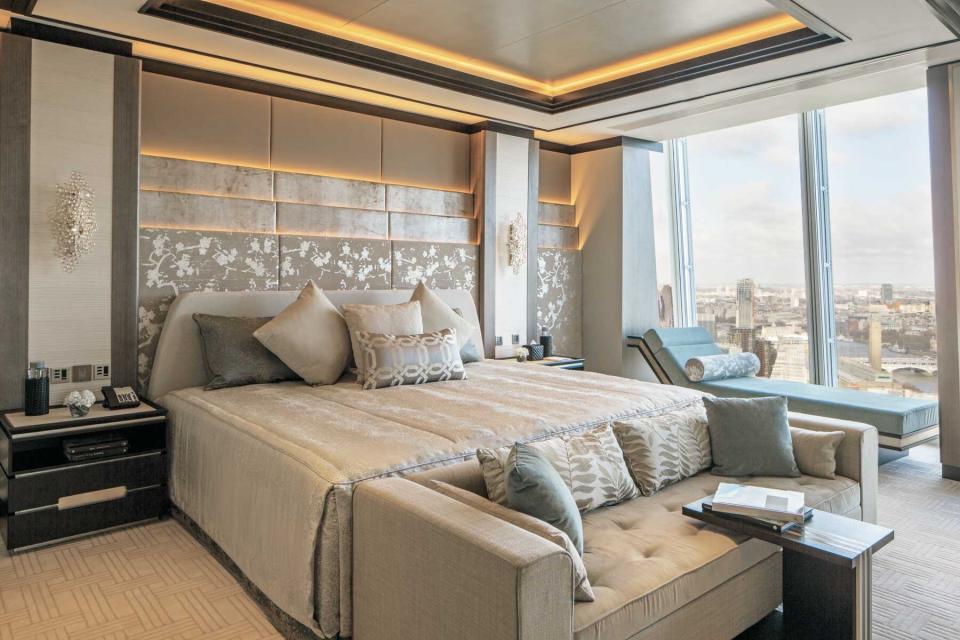 Bedroom with city views at the Shangri-La Hotel at the Shard, in London