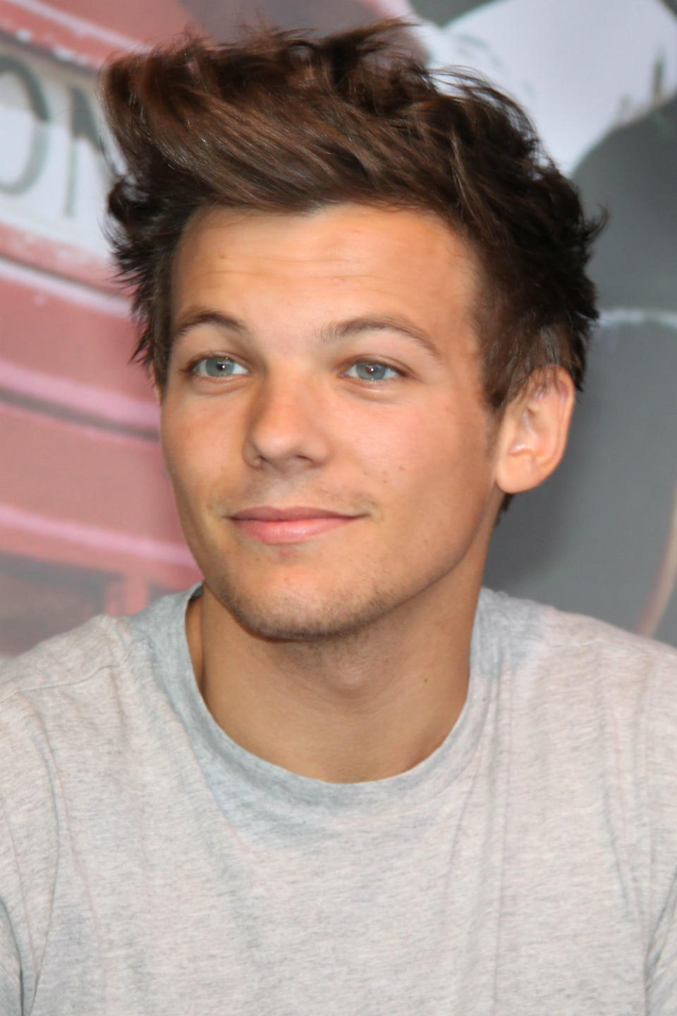 'I Look Like Leonardo DiCaprio': Louis Tomlinson Reckons He's A Hollywood A Lister