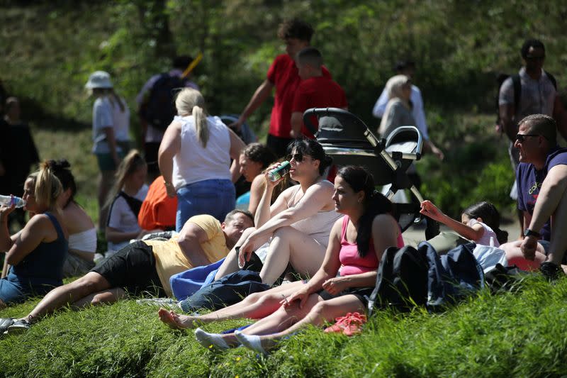 Outbreak of the coronavirus disease (COVID-19) in Dovedale