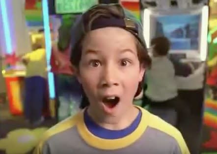 Young Nick Jonas lived his best life in this Chuck E. Cheese’s commercial