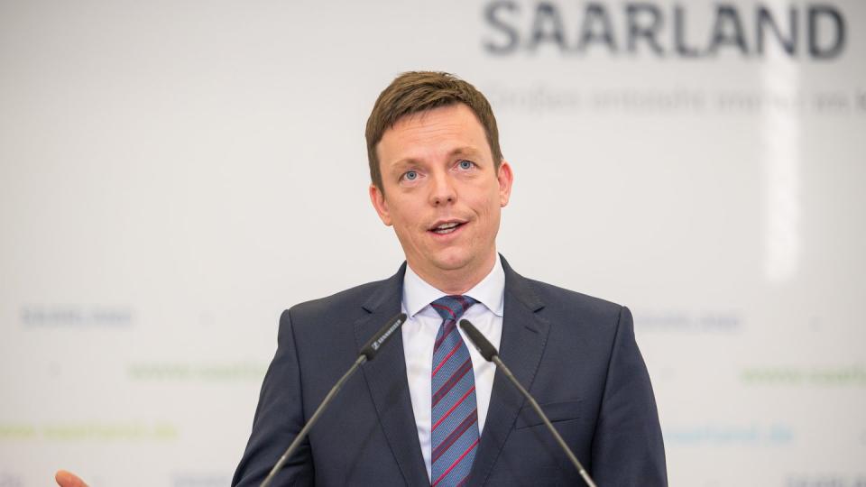 Saarlands Ministerpräsident Hans (CDU) warnt die guten Umfragewerte zu zerreden.