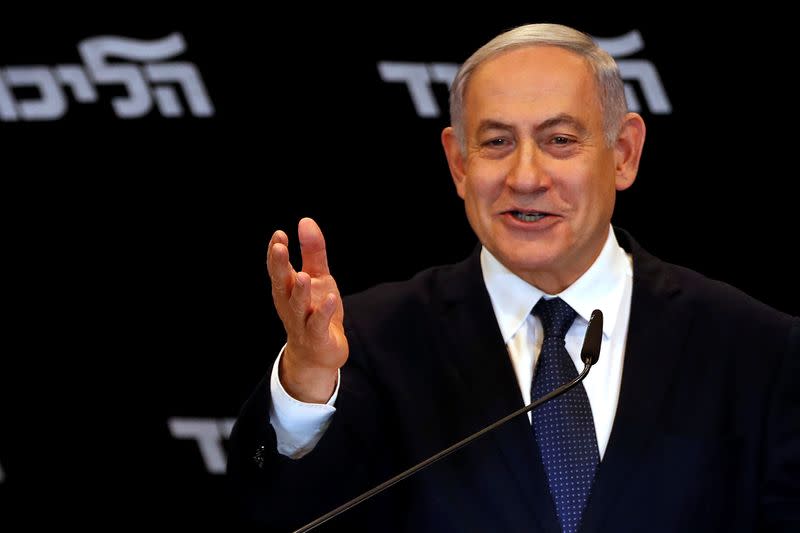 Israeli Prime minister Benjamin Netanyahu delivers a statment to the media in Jerusalem